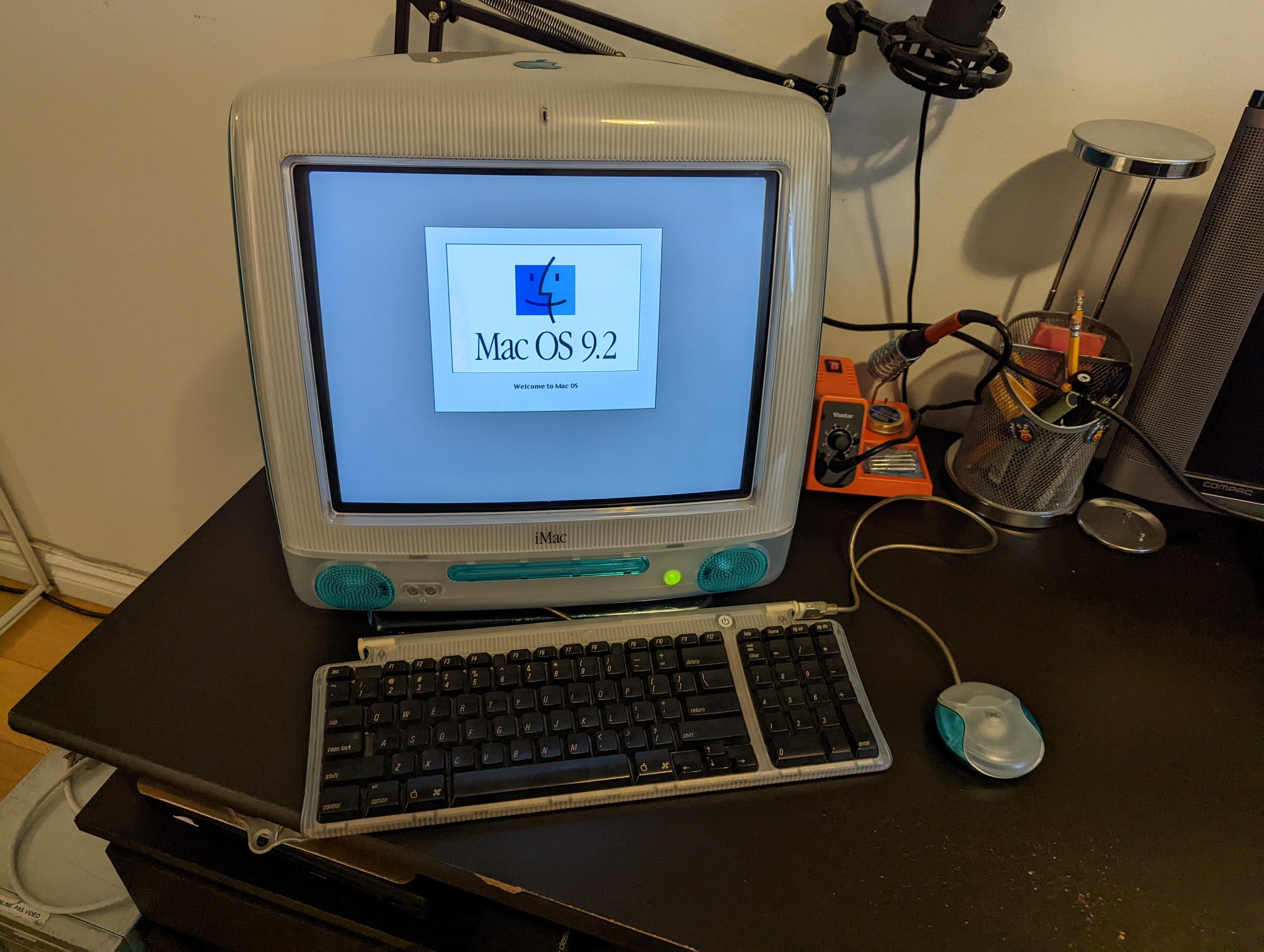 Front of the iMac G3